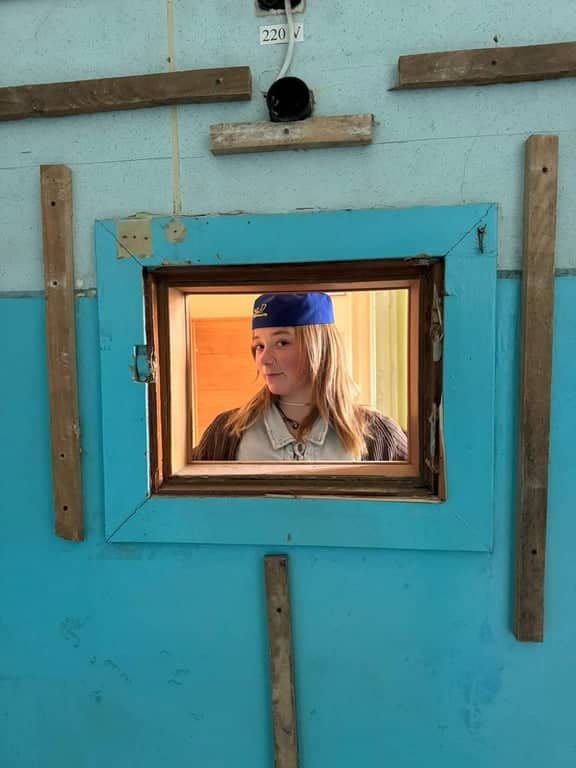 ЛИСТИ. ЧИТАННЯ І ПИСАННЯ poster